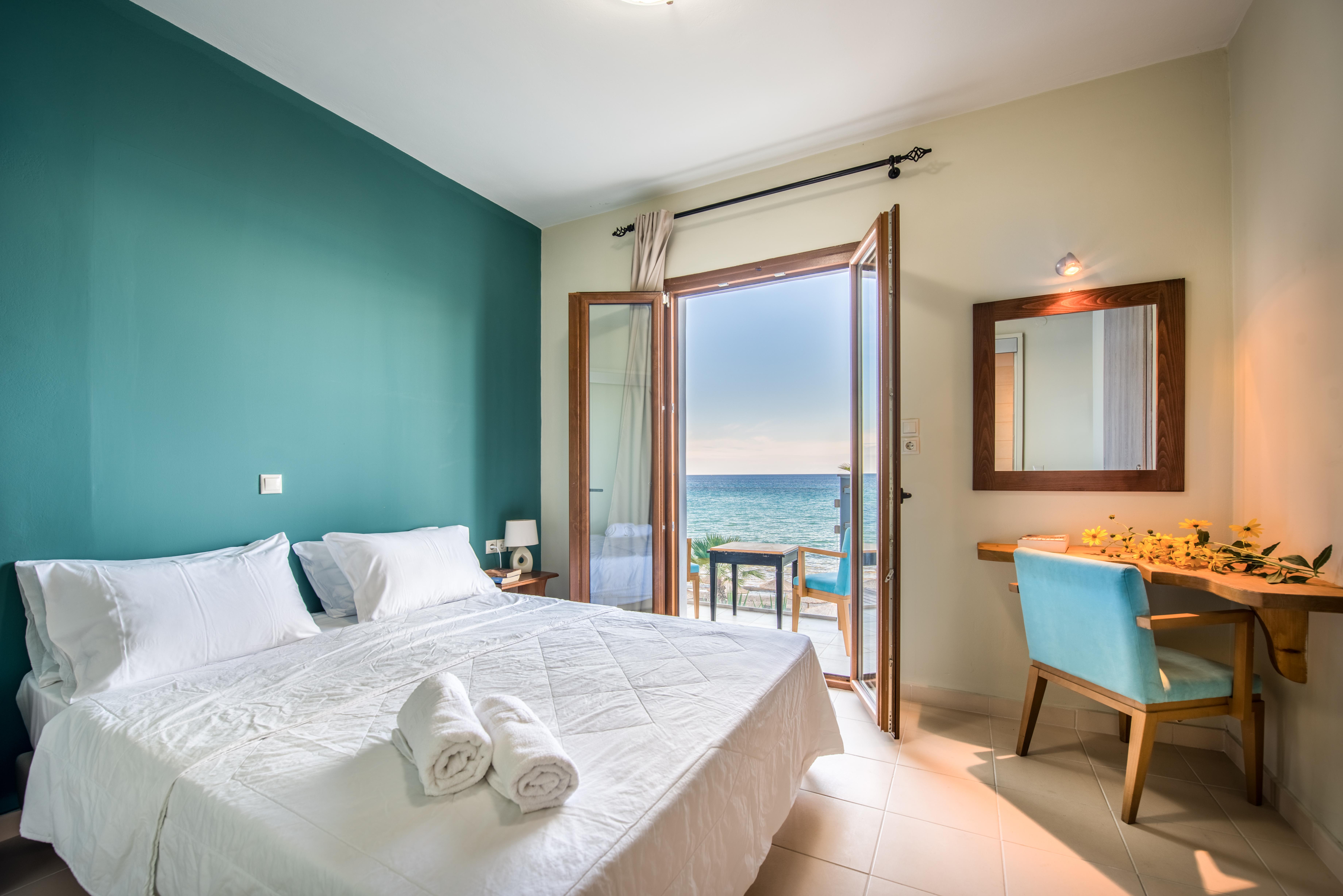 Porto Zorro Beach Hotel Xirokástellon Dış mekan fotoğraf