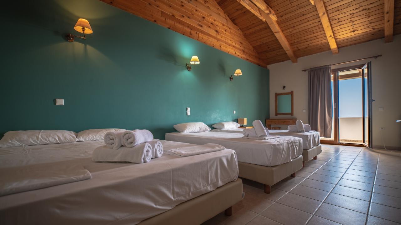Porto Zorro Beach Hotel Xirokástellon Dış mekan fotoğraf